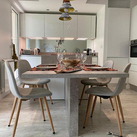 Superbe Appartement Avec Jardin Saint Charles ビアリッツ エクステリア 写真